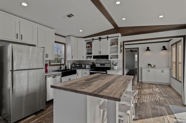 43259 Moody Dixon Rd, Prairieville, LA 70769