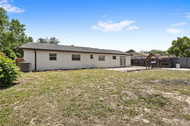 526 E GRANDVIEW WAY, Casselberry, FL 32707