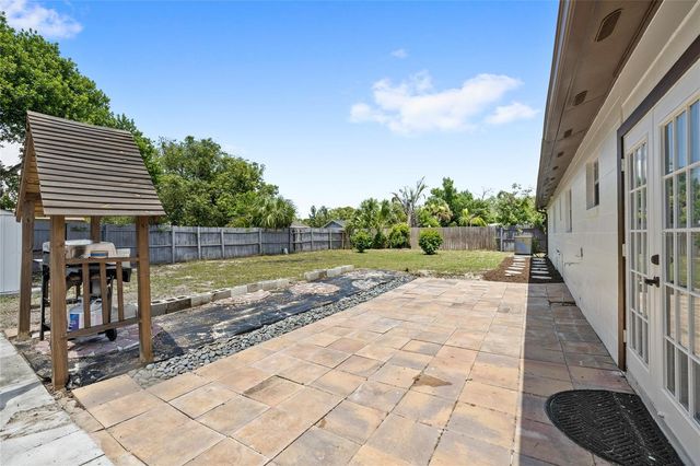 526 E GRANDVIEW WAY, Casselberry, FL 32707