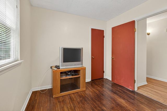 7905 Woodhaven Drive, Little Rock, AR 72209