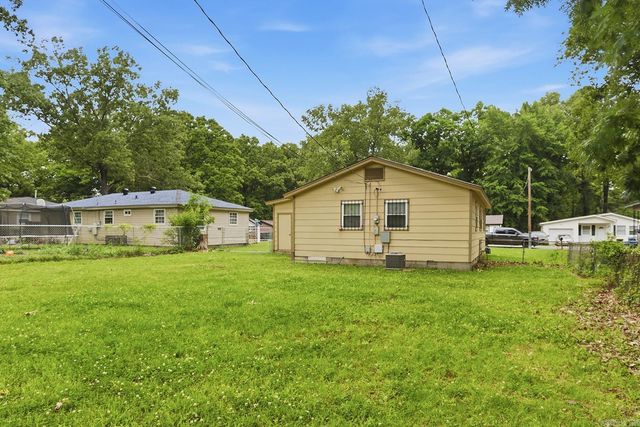 7905 Woodhaven Drive, Little Rock, AR 72209