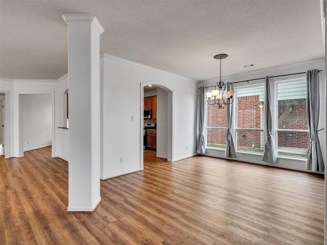 9915 Valance Way, Conroe, TX 77385