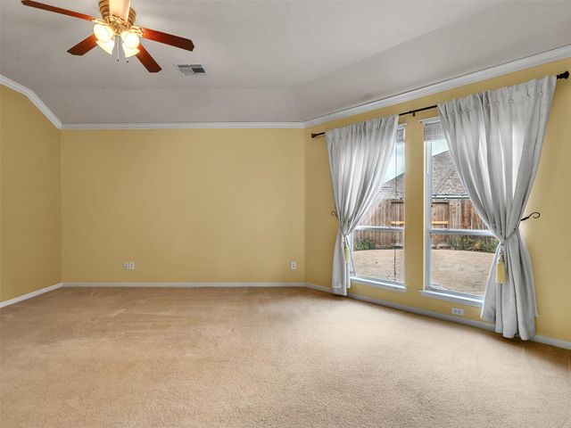 9915 Valance Way, Conroe, TX 77385