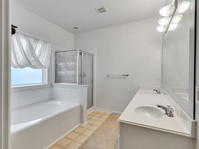 9915 Valance Way, Conroe, TX 77385