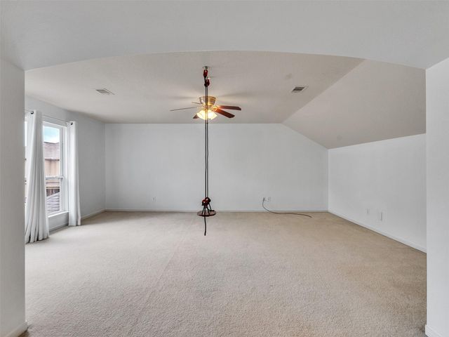 9915 Valance Way, Conroe, TX 77385