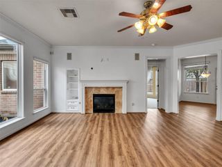 9915 Valance Way, Conroe, TX 77385