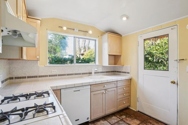 227 Kingsbury Drive, Aptos, CA 95003