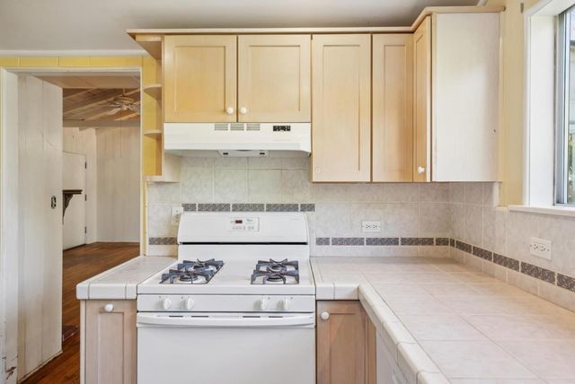 227 Kingsbury Drive, Aptos, CA 95003