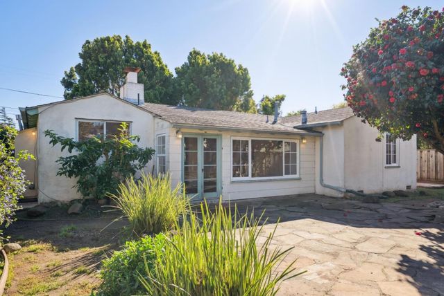 227 Kingsbury Drive, Aptos, CA 95003