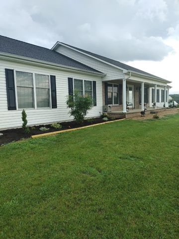 112 GUERNSEY LN, Staunton, VA 24401