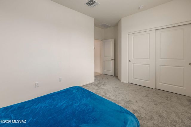 8686 N Calle La Canoa, Tucson, AZ 85742