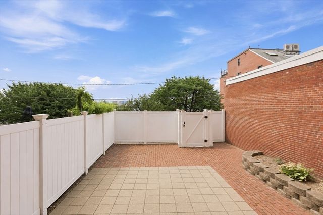 191 Webster, Boston, MA 02128