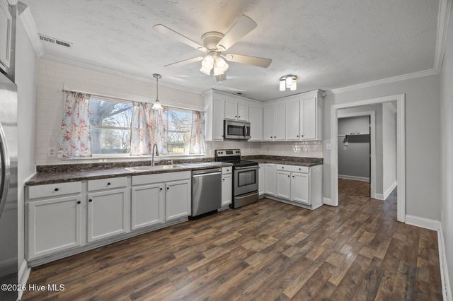 120 Princeton Drive, Jacksonville, NC 28546