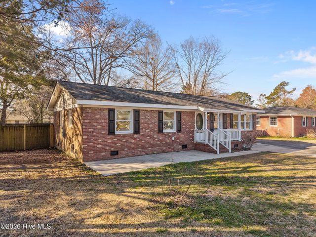 120 Princeton Drive, Jacksonville, NC 28546
