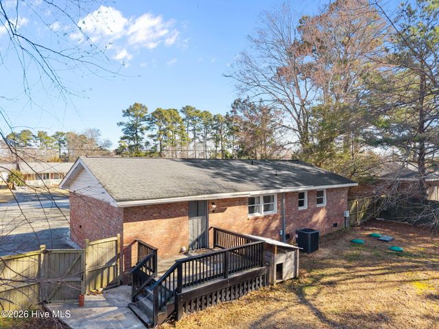 120 Princeton Drive, Jacksonville, NC 28546