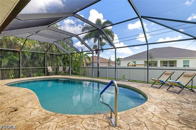 1001 NE 6th AVE, Cape Coral, FL 33909