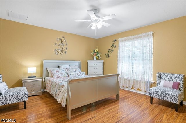 1001 NE 6th AVE, Cape Coral, FL 33909