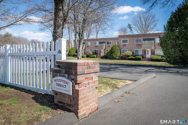 201 Highview Avenue C2, Stamford, CT 06907