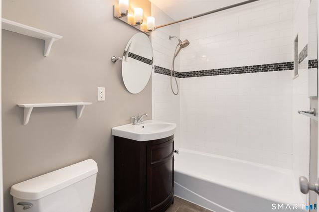 201 Highview Avenue C2, Stamford, CT 06907