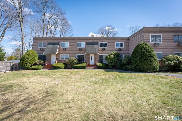 201 Highview Avenue C2, Stamford, CT 06907