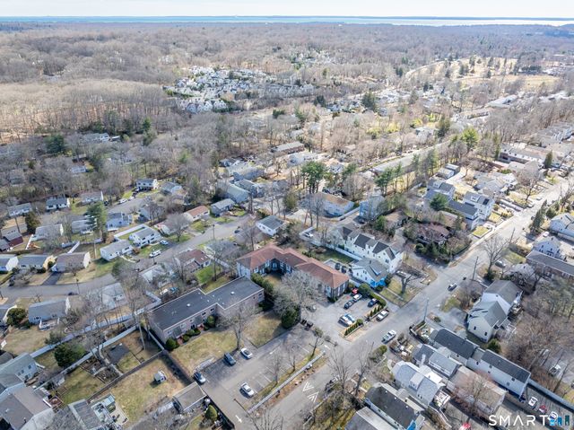 201 Highview Avenue C2, Stamford, CT 06907