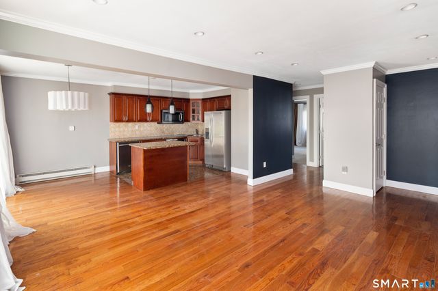 201 Highview Avenue C2, Stamford, CT 06907