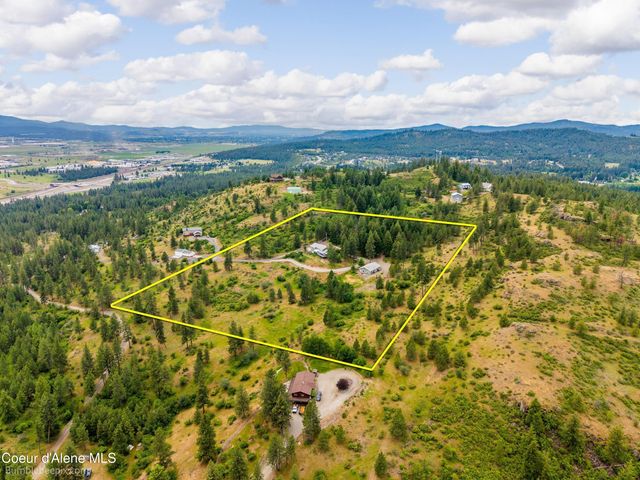 10324 N PAYMENT PEAK RD, Hauser, ID 83854