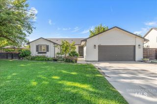 2111 Demar Pl, Nampa, ID 83651