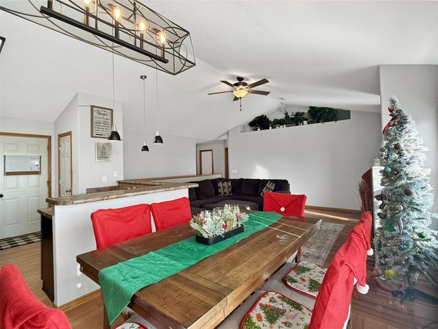 5135 Cypress Drive, Pleasant Hill, IA 50327