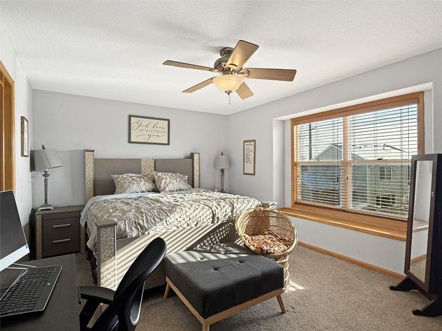 5135 Cypress Drive, Pleasant Hill, IA 50327