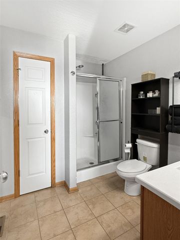 5135 Cypress Drive, Pleasant Hill, IA 50327