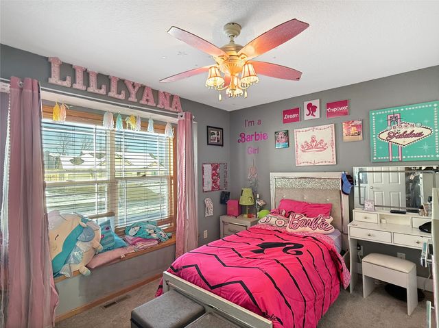 5135 Cypress Drive, Pleasant Hill, IA 50327