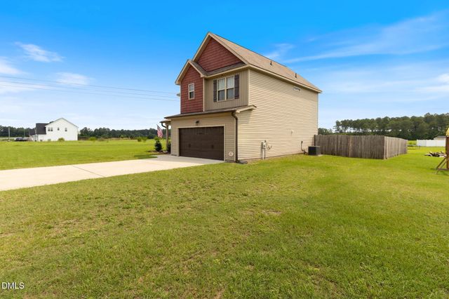 3126 Horseshoe Road, Autryville, NC 28318