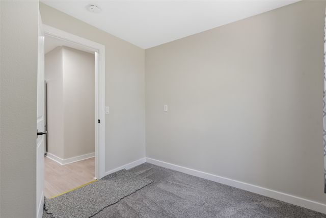 1431 E 19th Street, Des Moines, IA 50316