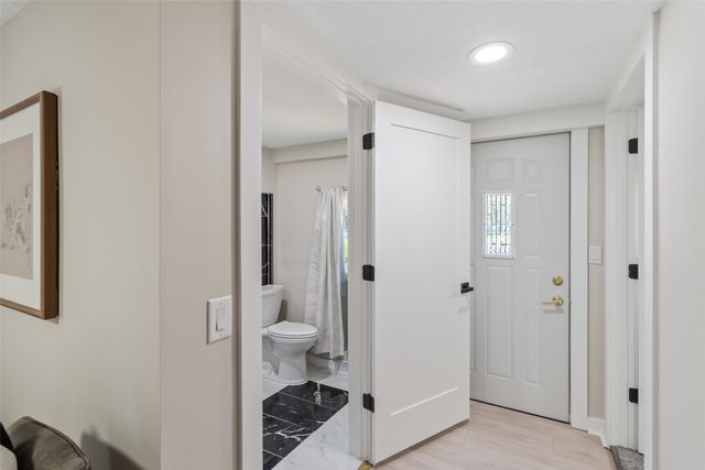 1431 E 19th Street, Des Moines, IA 50316