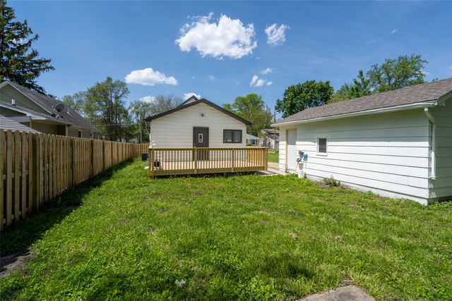 1431 E 19th Street, Des Moines, IA 50316