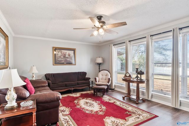 1201 Elm Circle, Albertville, AL 35950