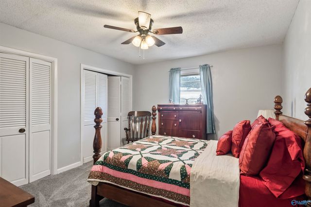 1201 Elm Circle, Albertville, AL 35950