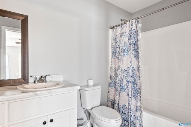 1201 Elm Circle, Albertville, AL 35950