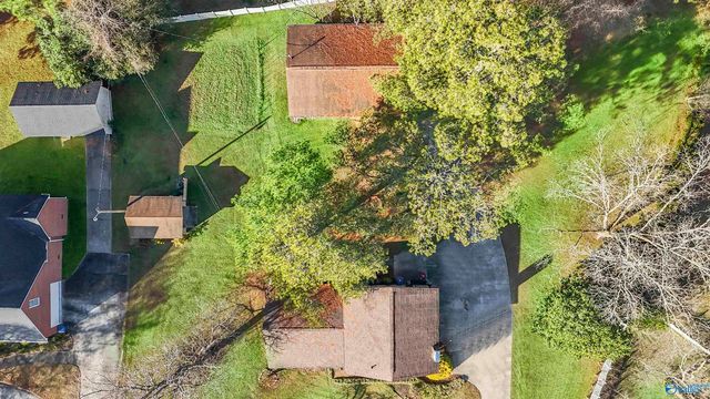 1201 Elm Circle, Albertville, AL 35950