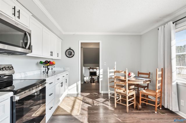 1201 Elm Circle, Albertville, AL 35950