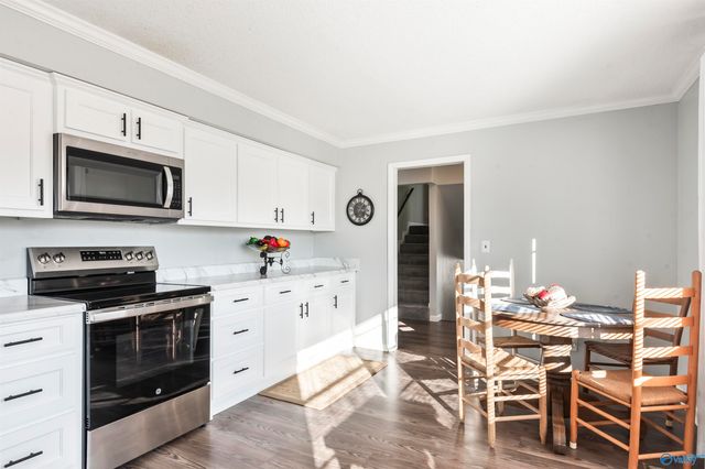 1201 Elm Circle, Albertville, AL 35950