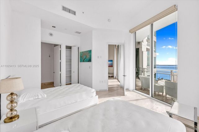 900 Brickell Key Blvd 2605, Miami, FL 33131