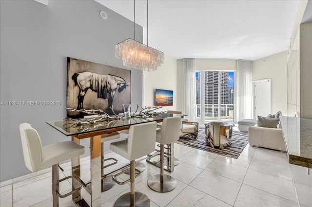 900 Brickell Key Blvd 2605, Miami, FL 33131