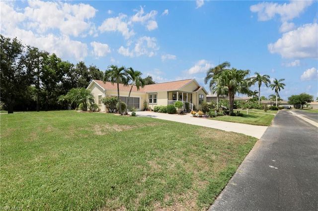 24500 Rio Villa Lakes CIR, Punta Gorda, FL 33950