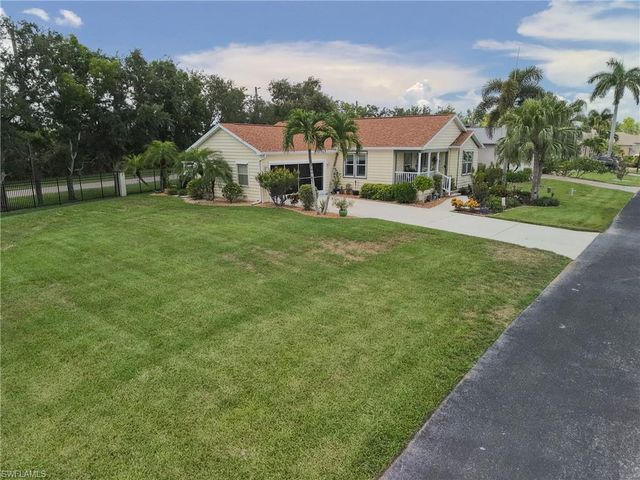 24500 Rio Villa Lakes CIR, Punta Gorda, FL 33950
