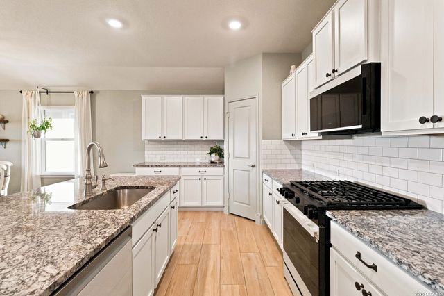 3892 Copper, Bulverde, TX 78163