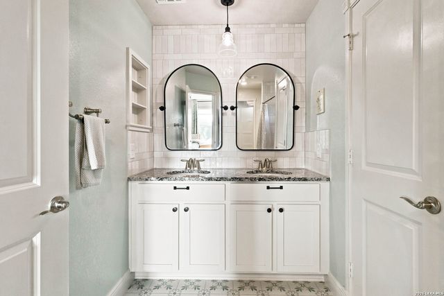 3892 Copper, Bulverde, TX 78163