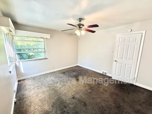 2527 Versailles Ave, Mckeesport, PA 15132