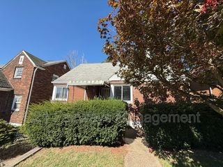 2527 Versailles Ave, Mckeesport, PA 15132